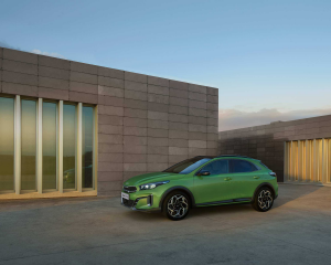 Kia XCeed 2023 ext 04